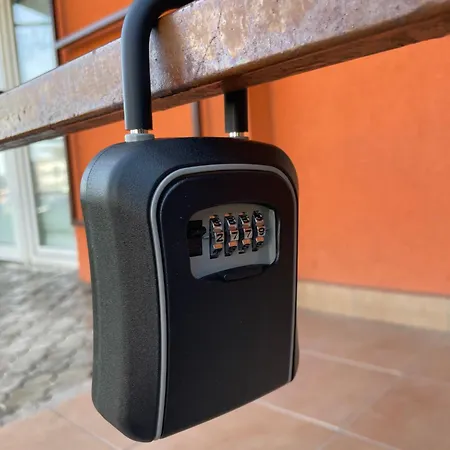 Nova Nemocnica 10min. Peso Do Centra Apartament