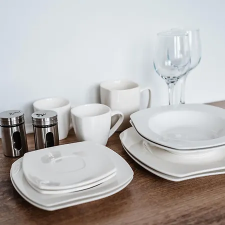 Apartman Nova Nemocnica 10min. Peso Do Centra
